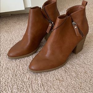 tan ankle heels